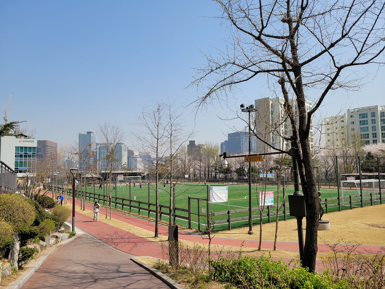 同的思考方 同的思考方